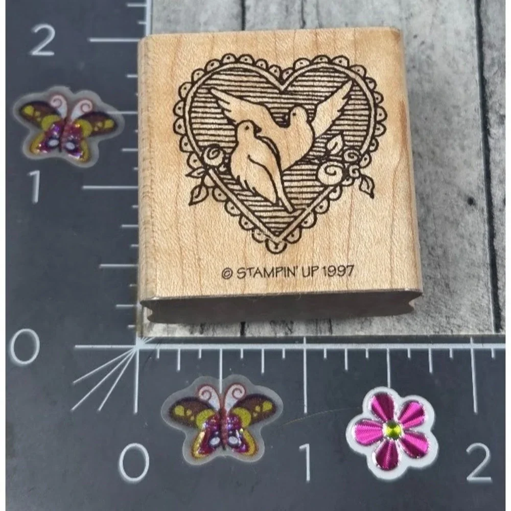 Stampin' Up! Doves Birds Pair Lace Heart 1.5X1.5 Rubber Stamp Wood #Q65